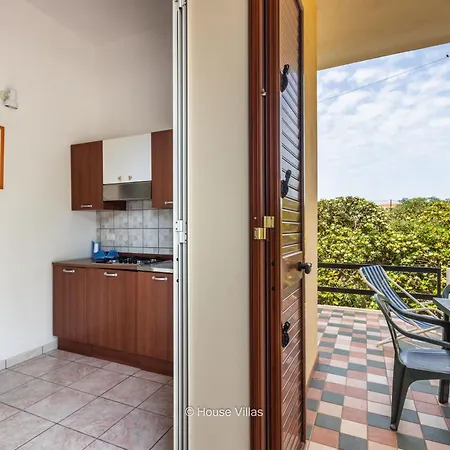 House & - Miramare Exclusive Holiday home *